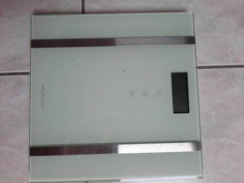Personen weegschaal - MEDISANA - nieuwe batterij, Elektronische apparatuur, Weegschalen, Zo goed als nieuw, Personenweegschaal