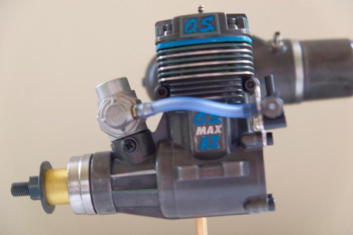 Custom OS 46 AX — klaar om te vliegen of te tonen!, Hobby en Vrije tijd, Modelbouw | Radiografisch | Vliegtuigen, Refurbished