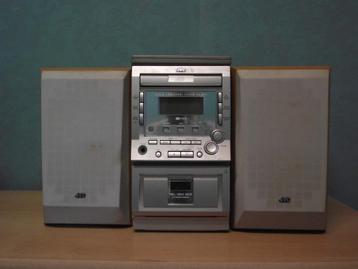 JVC Micro HiFi Stereo Model CA-UXM3R CD Tape Radio & 2 x SP-, Muziek en Instrumenten, Midi-apparatuur, Ophalen, Gebruikt