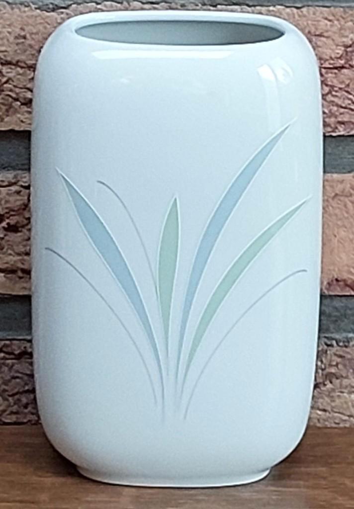 Vase en porcelaine — Sherzer Bavaria — Années 60/70 - 45€, Maison & Meubles, Accessoires pour la Maison | Vases, Comme neuf, Blanc