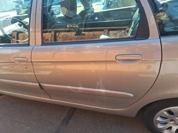 Portier 4Deurs links-achter van een Citroen Xsara Picasso (K beschikbaar voor biedingen
