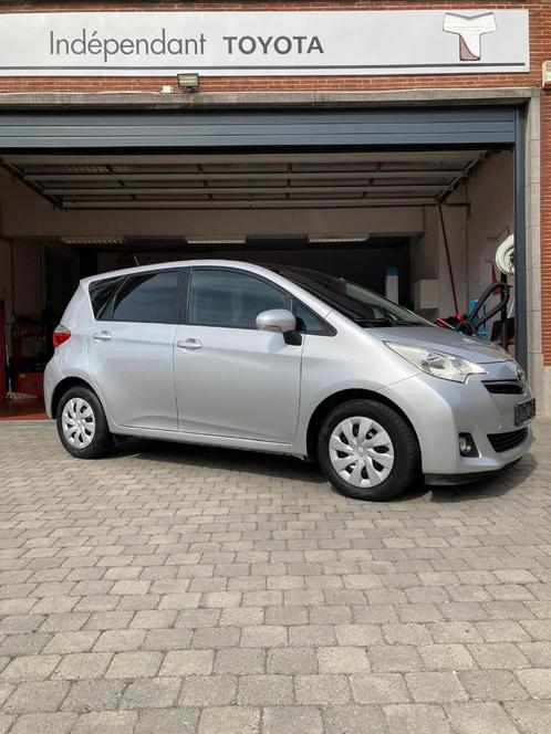 Toyota   Verso S 1300 luna GPS, Auto's, Toyota, Bedrijf, Verso-S, ABS, Achteruitrijcamera, Airbags, Airconditioning, Bluetooth