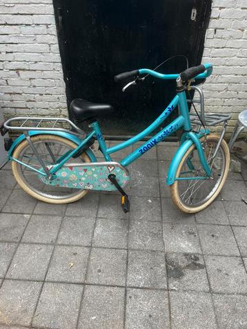 Te koop fiets beschikbaar voor biedingen