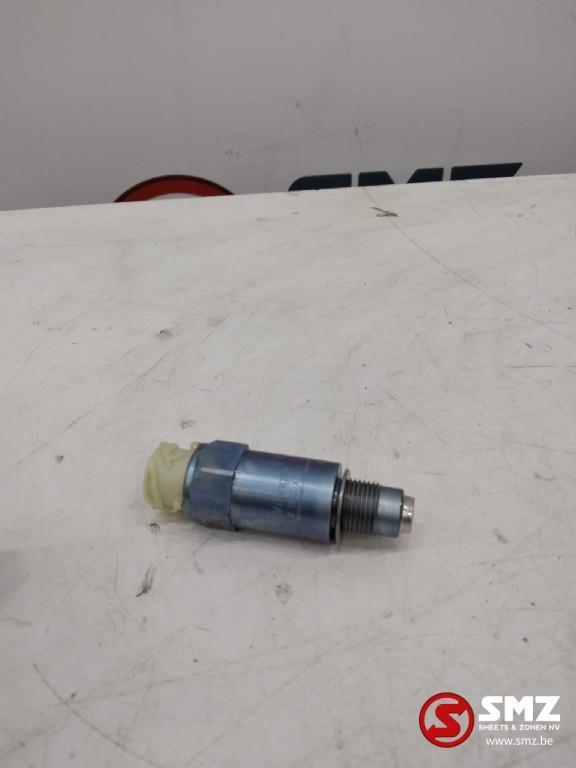 Capteur de vitesse mercedes actros a0165421517, Autos : Pièces & Accessoires, Pièces camion, Mercedes-Benz, Autres pièces automobiles