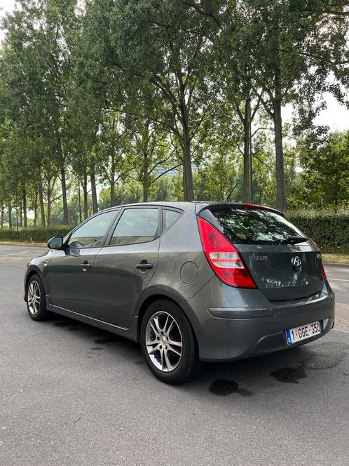 Hyundai i30 1,4l benzine, Auto's, Hyundai, Bedrijf, i30, Airbags, Airconditioning, Elektrische ramen, Mistlampen, Open dak, Radio