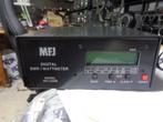 MFJ-826B Power SWR freq meter, 1.5 kWatt, Telecommunicatie, Zenders en Ontvangers, Ophalen of Verzenden, Zo goed als nieuw, Zender en Ontvanger