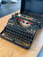 Machine à écrire Reinmetal année 1930, Utilisé