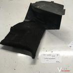 Mercedes W126 1991  Kap Linksvoor onder ( bij motorkaphendel, Auto-onderdelen, Interieur en Bekleding, Gebruikt, -, -, Ophalen of Verzenden