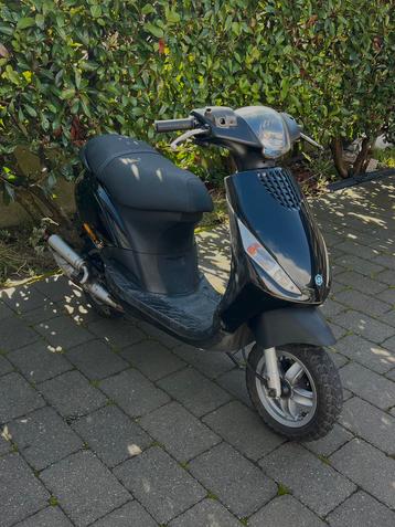 Piaggio Zip 70cc beschikbaar voor biedingen