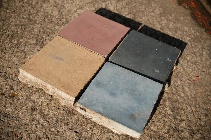 Tegels Heilig Hartkerk 15 x 15 cm, Doe-het-zelf en Bouw, Tegels, Zo goed als nieuw, Vloertegels, Overige materialen, Minder dan 20 cm