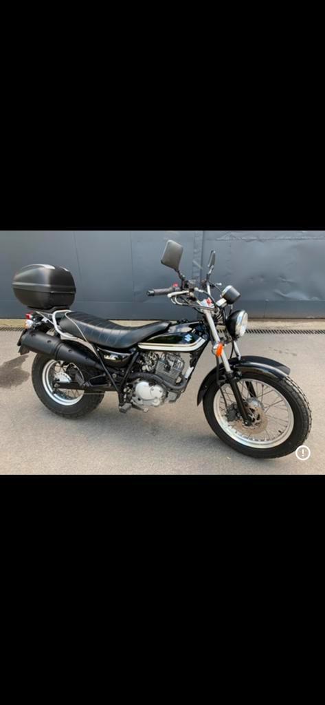 Suzuki  RV 125  vanvan, Fietsen en Brommers, Brommers | Honda, Zo goed als nieuw, Ophalen