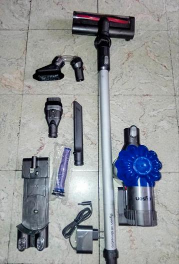 Aspirateur Balais Dyson V6 Extra beschikbaar voor biedingen