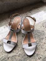 Witte schoenen scapa M41, Kleding | Dames, Trouwkleding en Trouwaccessoires, Ophalen of Verzenden, Zo goed als nieuw