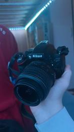 A vendre Nikon D5100 + objectif AF-S NIKKOR 18-55mm, Audio, Tv en Foto, Fotocamera's Digitaal, Zo goed als nieuw, Nikon