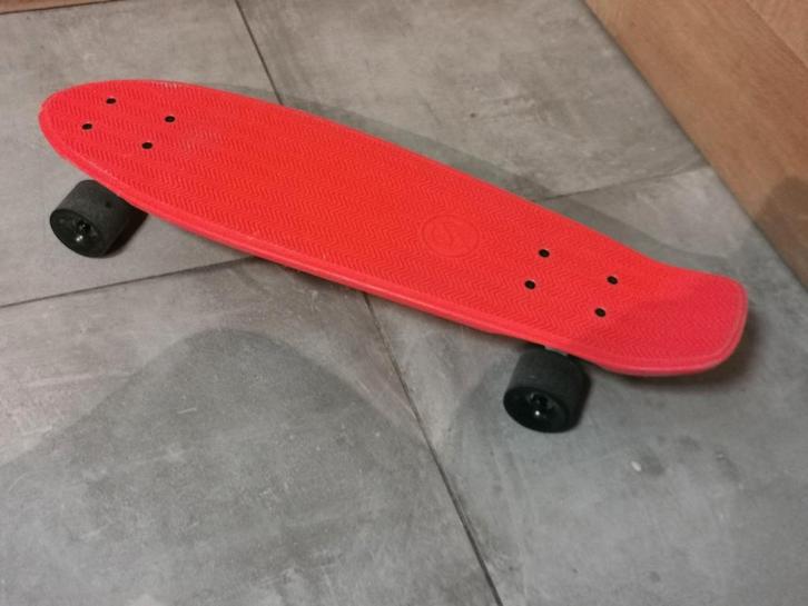 Skateboard décathlon 69 cm Big yamba red blue, Sports & Fitness, Skateboard, Comme neuf, Skateboard, Enlèvement