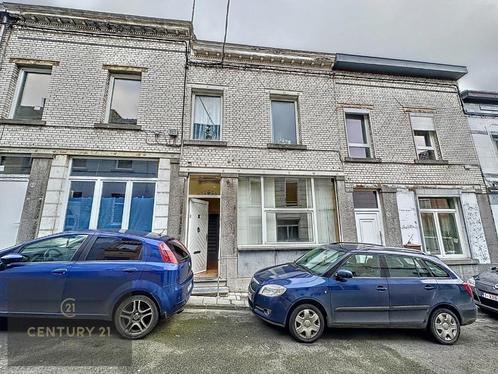 Jolie maison 3 chambres avec cour, Immo, Huizen en Appartementen te koop, Charleroi, tot 200 m², Tussenwoning, F