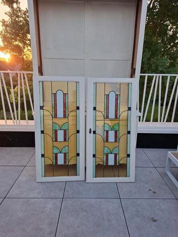 Vitrinekast - glas in lood, Antiek en Kunst, Ophalen