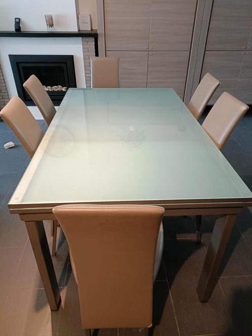Te koop uitschuifbare tafel met 6 stoelen, Huis en Inrichting, Tafels | Eettafels, Gebruikt, Glas, Ophalen