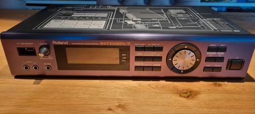 Roland INTEGRA-7, Audio, Tv en Foto, Professionele apparaten, Zo goed als nieuw, Ophalen of Verzenden