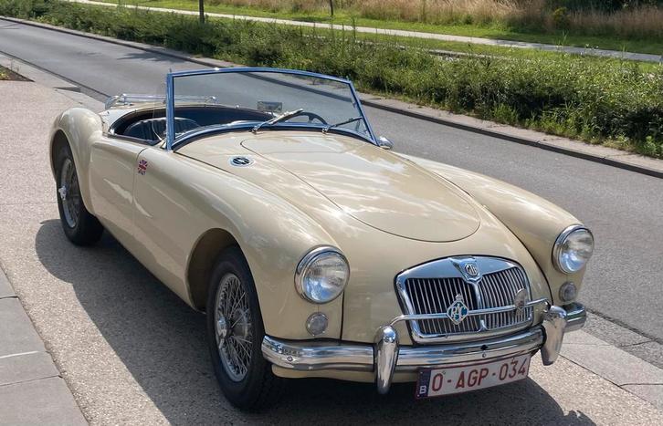MGA 1957 beige, Auto's, Oldtimers, Particulier, Lederen bekleding, Lichtmetalen velgen, MG, Benzine, Cabriolet, 2 deurs, Handgeschakeld
