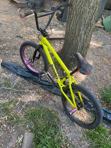 Bmx te koop beschikbaar voor biedingen