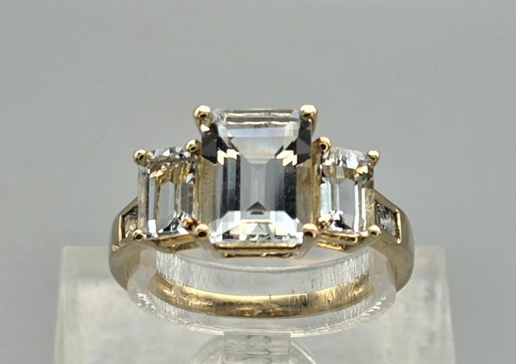 Gouden Vintage ring met aquamarijn en diamant. 2025/670., Handtassen en Accessoires, Ringen, Zo goed als nieuw, Dame, 18 tot 19