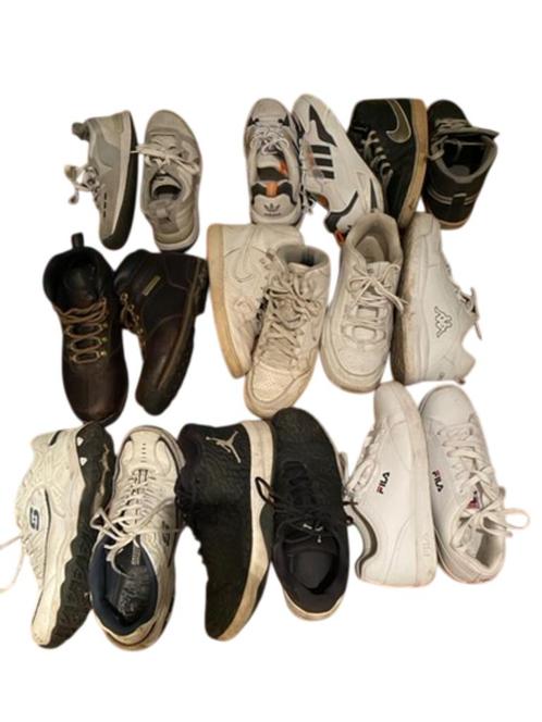 Lot 22 paires de chaussures – Nike, Adidas, Jordan, timberld, Kleding | Heren, Schoenen, Gedragen, Sneakers, Ophalen