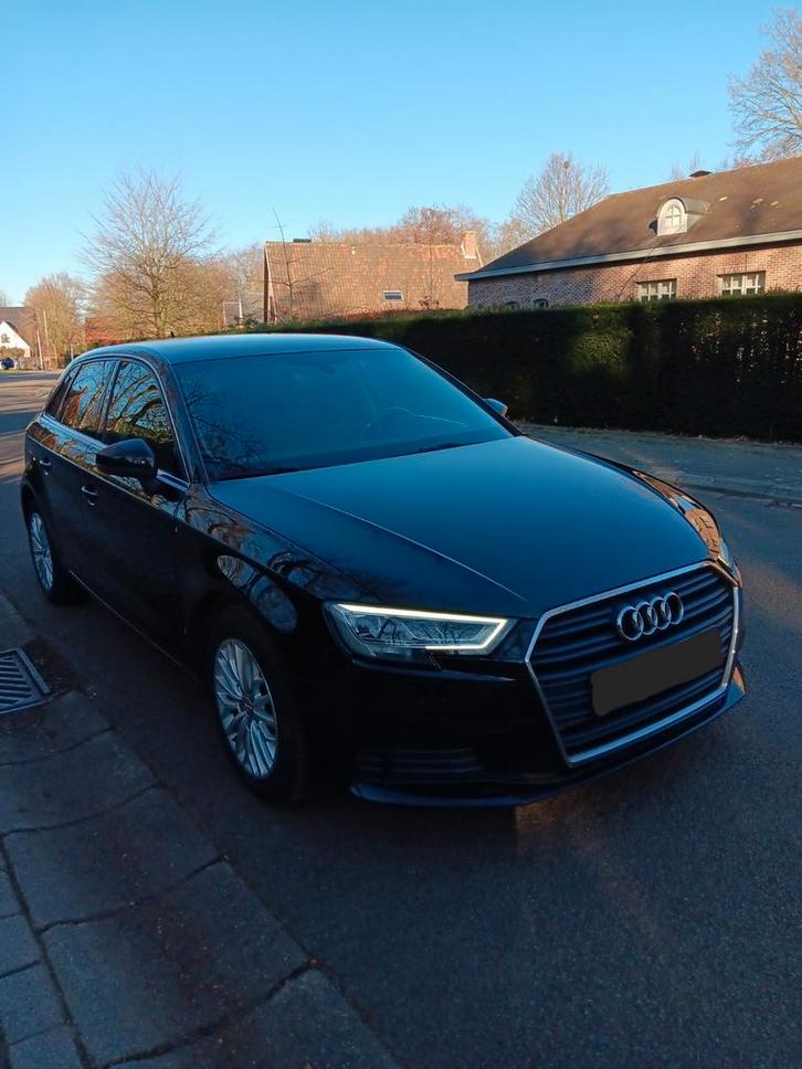 Audi A3 Sportback 1.6TDI S-Tronic 7 traps DSG, Auto's, Audi, Particulier, Te koop, A3, Bluetooth, Cruise Control, Zetelverwarming