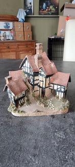Miniatuur huisje  Hoogte ong 12.5 cm Lengte ong 13 cm, Ophalen of Verzenden, Zo goed als nieuw