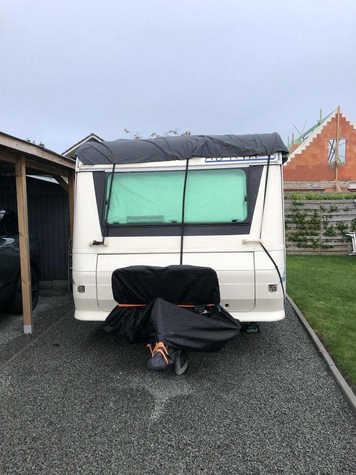 Caravan Adria Unica 462, Caravans en Kamperen, Caravans, Particulier, tot en met 4, 1000 - 1250 kg, Treinzit, Adria, Frans bed