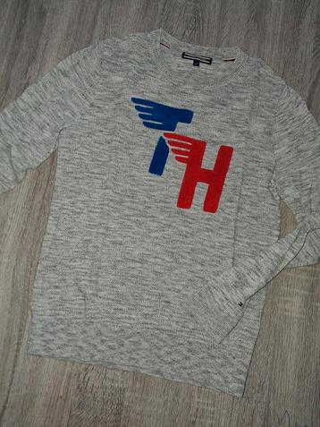 Dunne trui Tommy hilfiger maat 140 beschikbaar voor biedingen