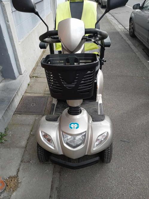 Voiturette pour personne à mobilité réduite, Diversen, Brommobielen en Scootmobielen, Zo goed als nieuw, Vermeiren, 36 t/m 45 km