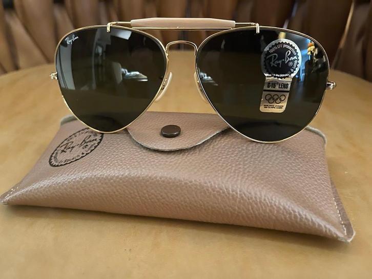 Vintage B&L Ray-Ban Outdoorsman Aviator 62mm zonnebril O10, Bijoux, Sacs & Beauté, Lunettes de Soleil & Lunettes | Hommes, Comme neuf