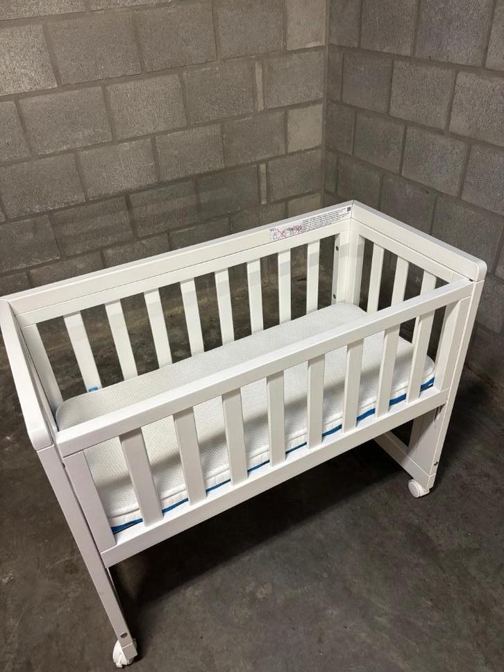 Troll co-sleeper Oslo wit, Kinderen en Baby's, Kinderkamer | Bedden, Gebruikt, Minder dan 140 cm, Minder dan 70 cm, Matras, Ophalen