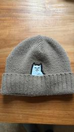 Muts, Ophalen, Zo goed als nieuw, Muts