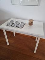 jolie petite table, pour la cuisine ou le bureau, Maison & Meubles, Tables | Tables d'appoint, Enlèvement, Utilisé