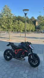 KTM Superduke 1290 r, Motoren, 2 cilinders, Motorrijbewijs A, Traction Control, Particulier