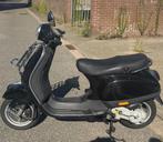 Zwarte Vespa scooter, Fietsen en Brommers, Ophalen, Gebruikt, Benzine, Vespa