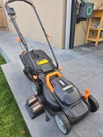 Tondeuse Worx WG779E 40V  sur batterie, Ophalen, Cirkelmaaier, Zo goed als nieuw, 30 t/m 39 cm