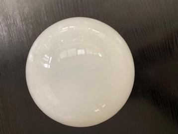 Witte glazen bol voor lampenkap - vintage beschikbaar voor biedingen