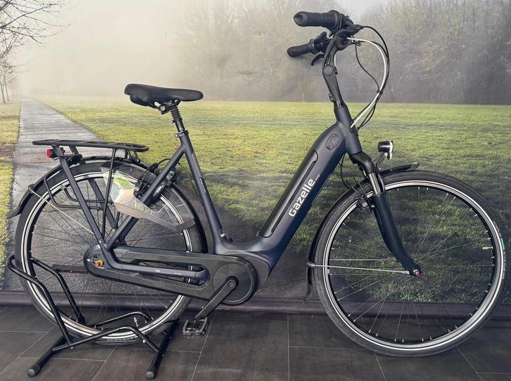 Gazelle Grenoble C7 | Elektrische Fiets + Bosch Middenmotor, Fietsen en Brommers, Steps, Zo goed als nieuw, Overige typen, Ophalen of Verzenden