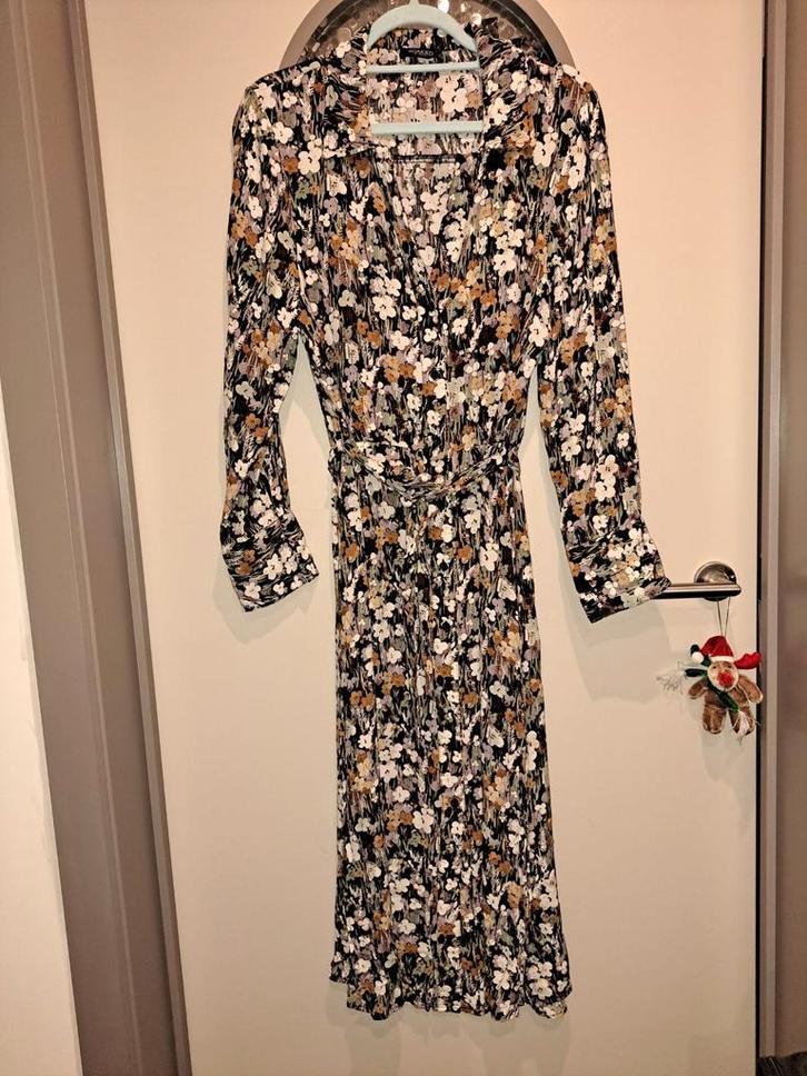 Soaked in Luxury,  maxi jurk mt L, Kleding | Dames, Jurken, Zo goed als nieuw, Maat 42/44 (L), Onder de knie, Ophalen of Verzenden