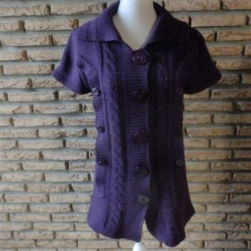 (21) -pull femme t.40 violet disponible aux enchères