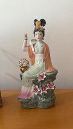 Chinees beeld, Antiek en Kunst, Antiek | Porselein, Ophalen of Verzenden