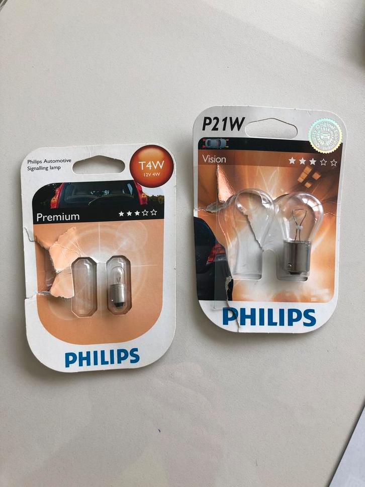 2 lampen auto, Auto-onderdelen, Elektronica en Kabels, Ophalen of Verzenden