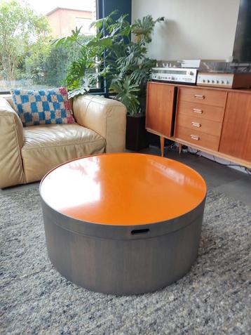 Salontafel beschikbaar voor biedingen