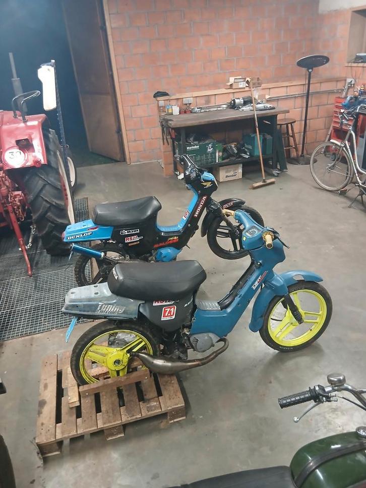 wallaroo 2× kan ook apart verkocht worden, Fietsen en Brommers, Brommers | Oldtimers, Overige merken, Klasse A (25 km/u), Ophalen