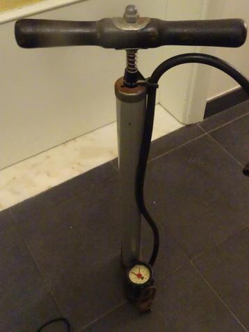 FIETSPOMP, Fietsen en Brommers, Ophalen