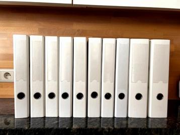 10 Classeurs Leitz  beschikbaar voor biedingen