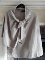 Poncho met strik - Beige - maat 36 - Rinascimento - € 1.00, Gedragen, Beige, Rinascimento, Maat 36 (S)